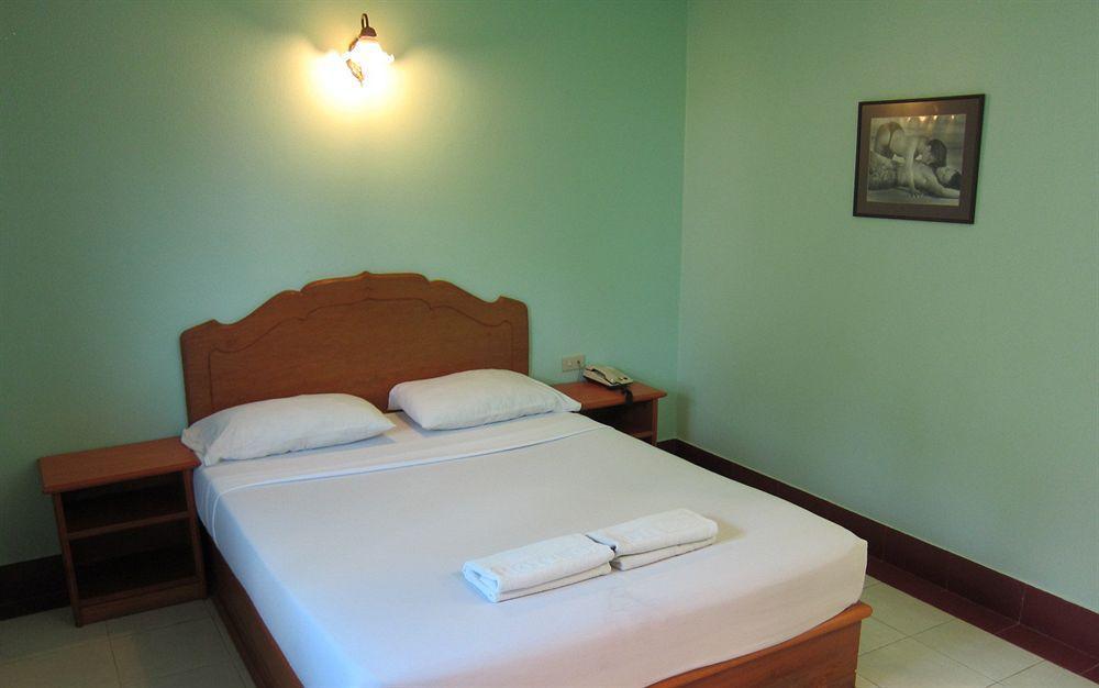 קראבי Oasis Resort מראה חיצוני תמונה